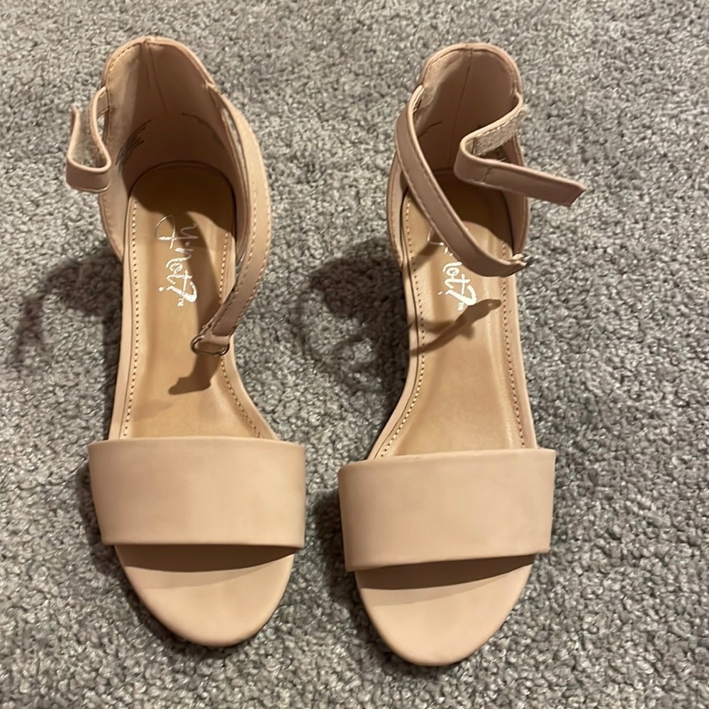 Girls heels